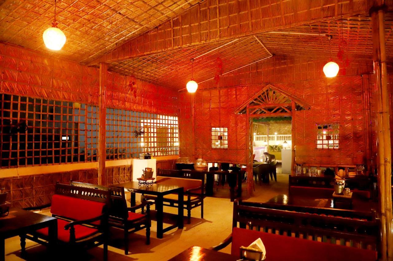 Rishikesh Grand Hotell Eksteriør bilde